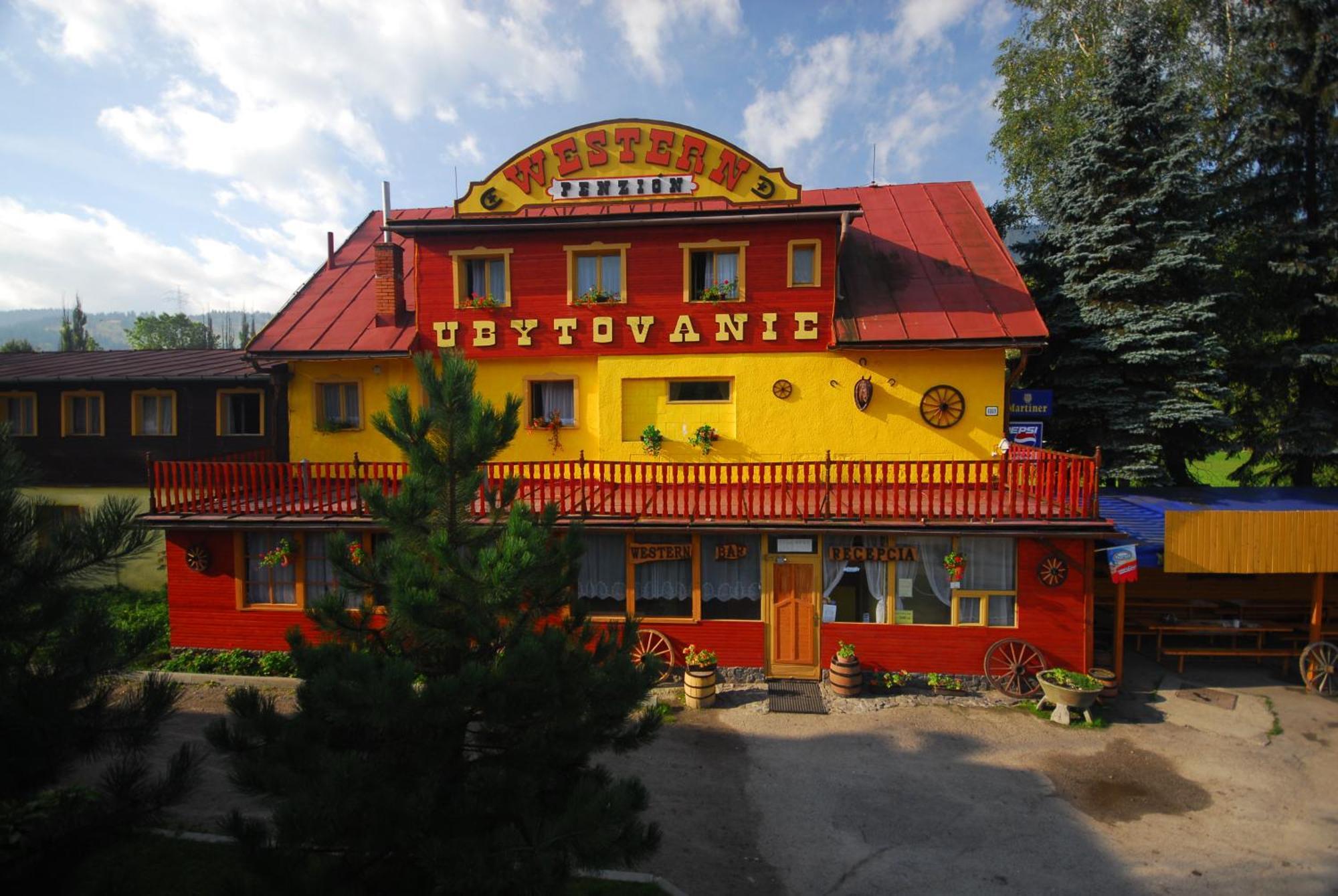 Western Penzion Ruzomberok Εξωτερικό φωτογραφία